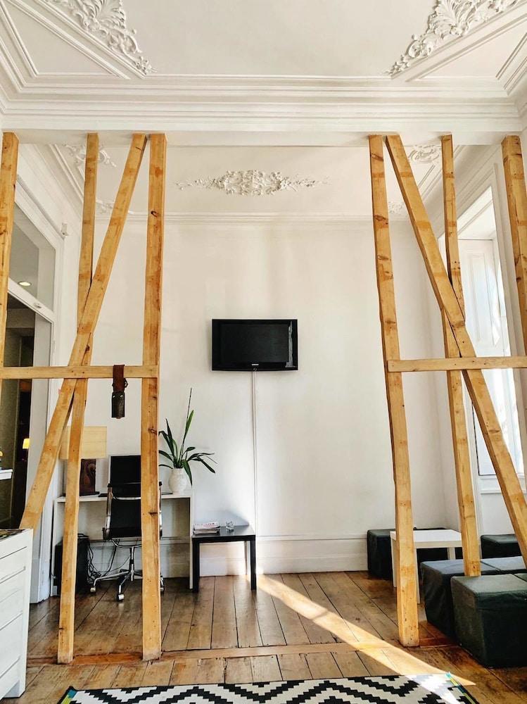 Ww Hostel & Suites Coimbra Luaran gambar