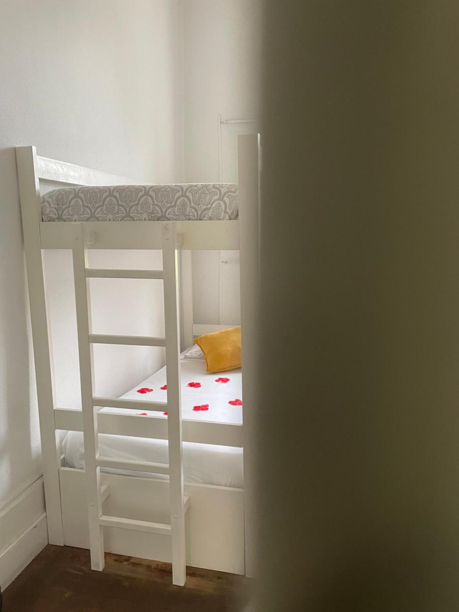 Ww Hostel & Suites Coimbra Luaran gambar