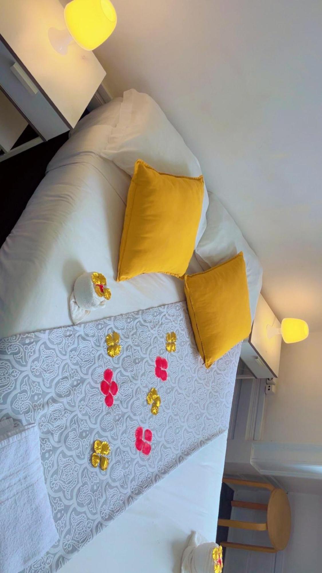 Ww Hostel & Suites Coimbra Luaran gambar