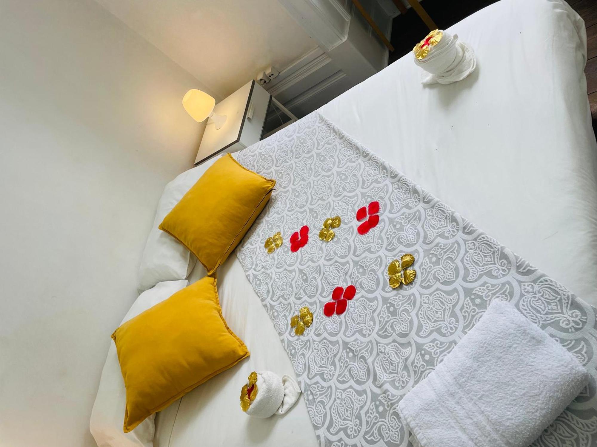 Ww Hostel & Suites Coimbra Luaran gambar